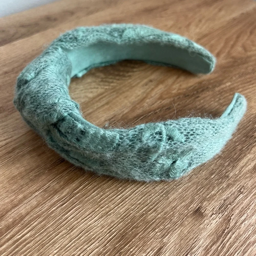 Green cotton gauze headband with flower embroidery